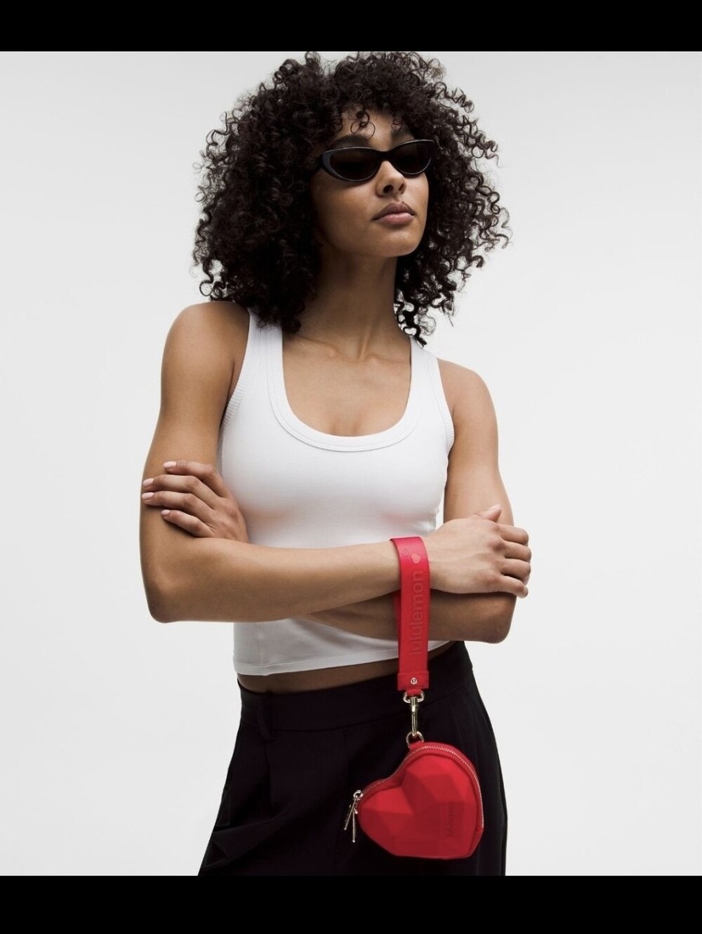 NWT☆ Lululemon Heart Wristlet Bag